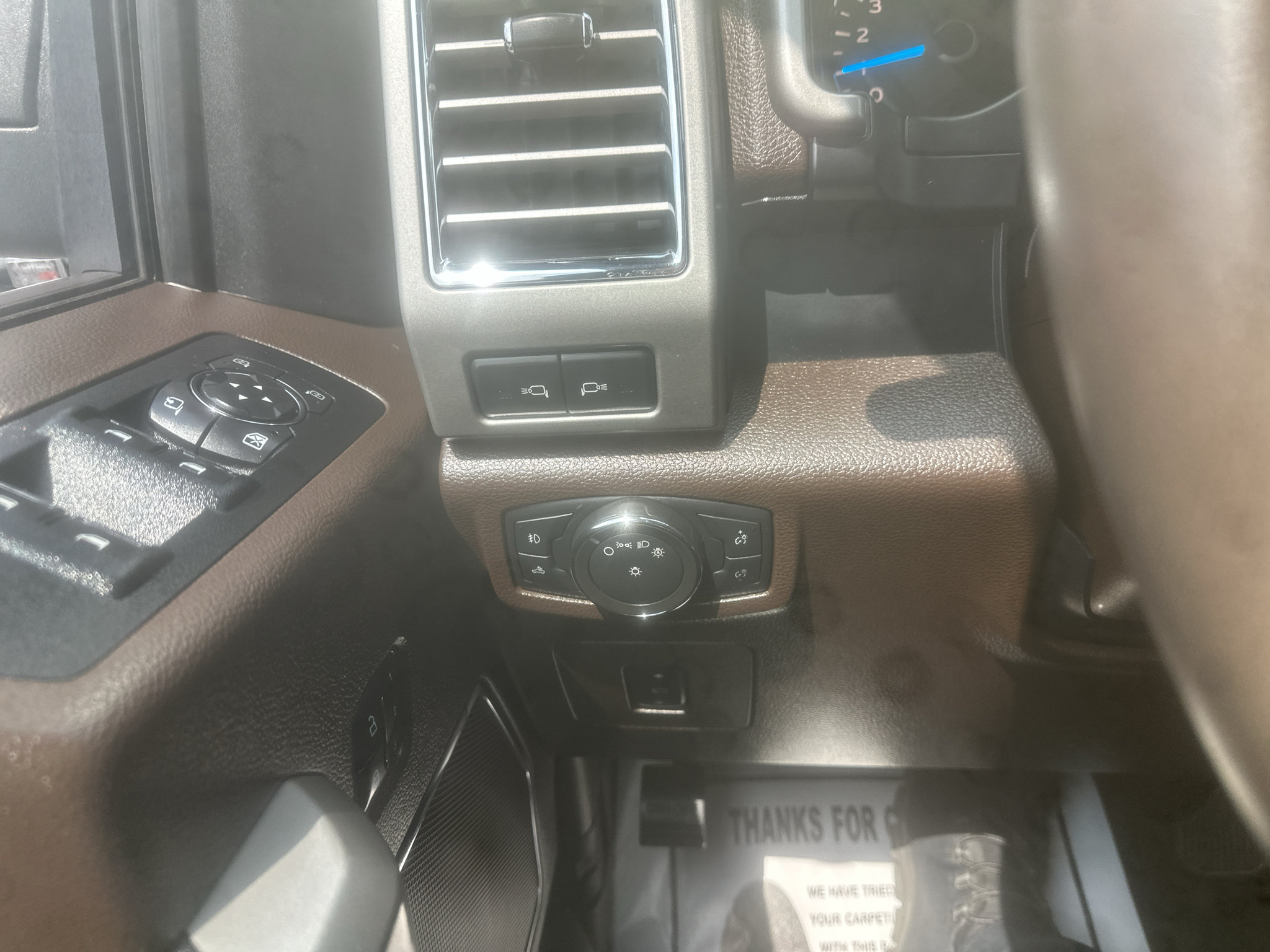 Used 2016 Ford F150 King Ranch w/ Equipment Group 601A Luxury AWD/4WD image 18