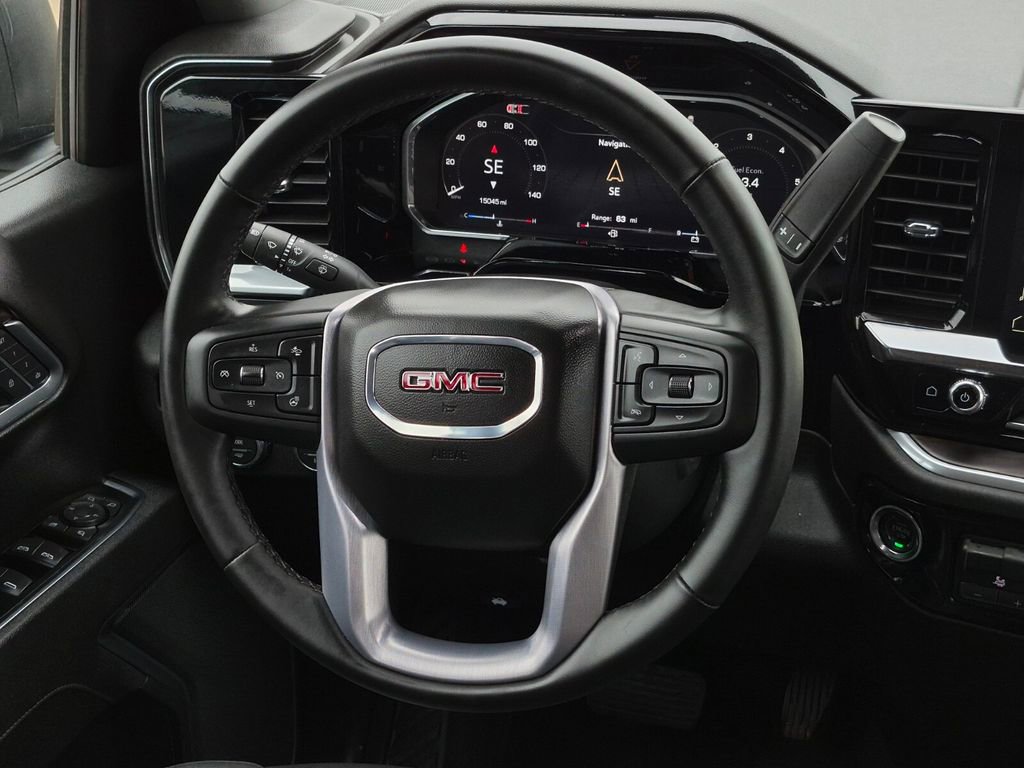 Used 2026 GMC Sierra 1500 SLT AWD/4WD image 13