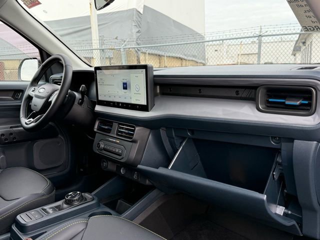New 2026 Ford Maverick Lobo image 12
