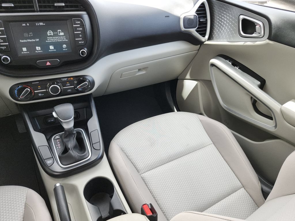 Certified 2021 Kia Soul LX FWD image 15