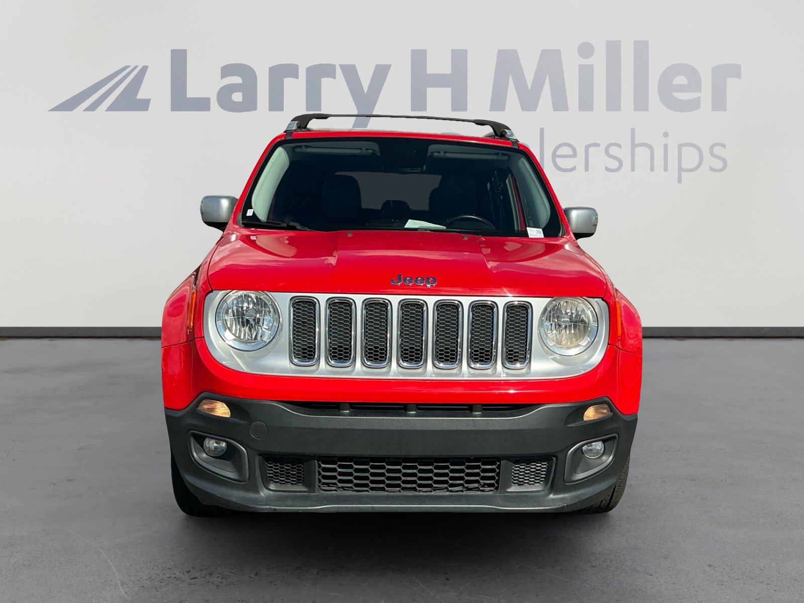 Used 2016 Jeep Renegade Limited image 8