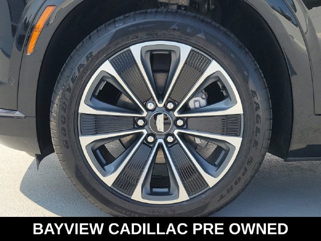 Certified 2026 Cadillac Vistiq Sport AWD/4WD image 10