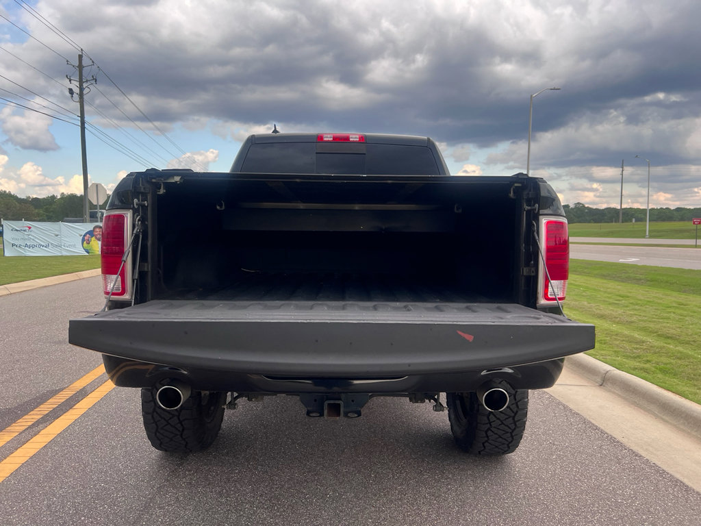 Used 2017 RAM 1500 Sport w/ Black Ram 1500 Sport Group AWD/4WD image 7