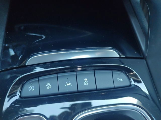 Used 2021 Buick Envision Essence w/ Sport Touring Package image 16