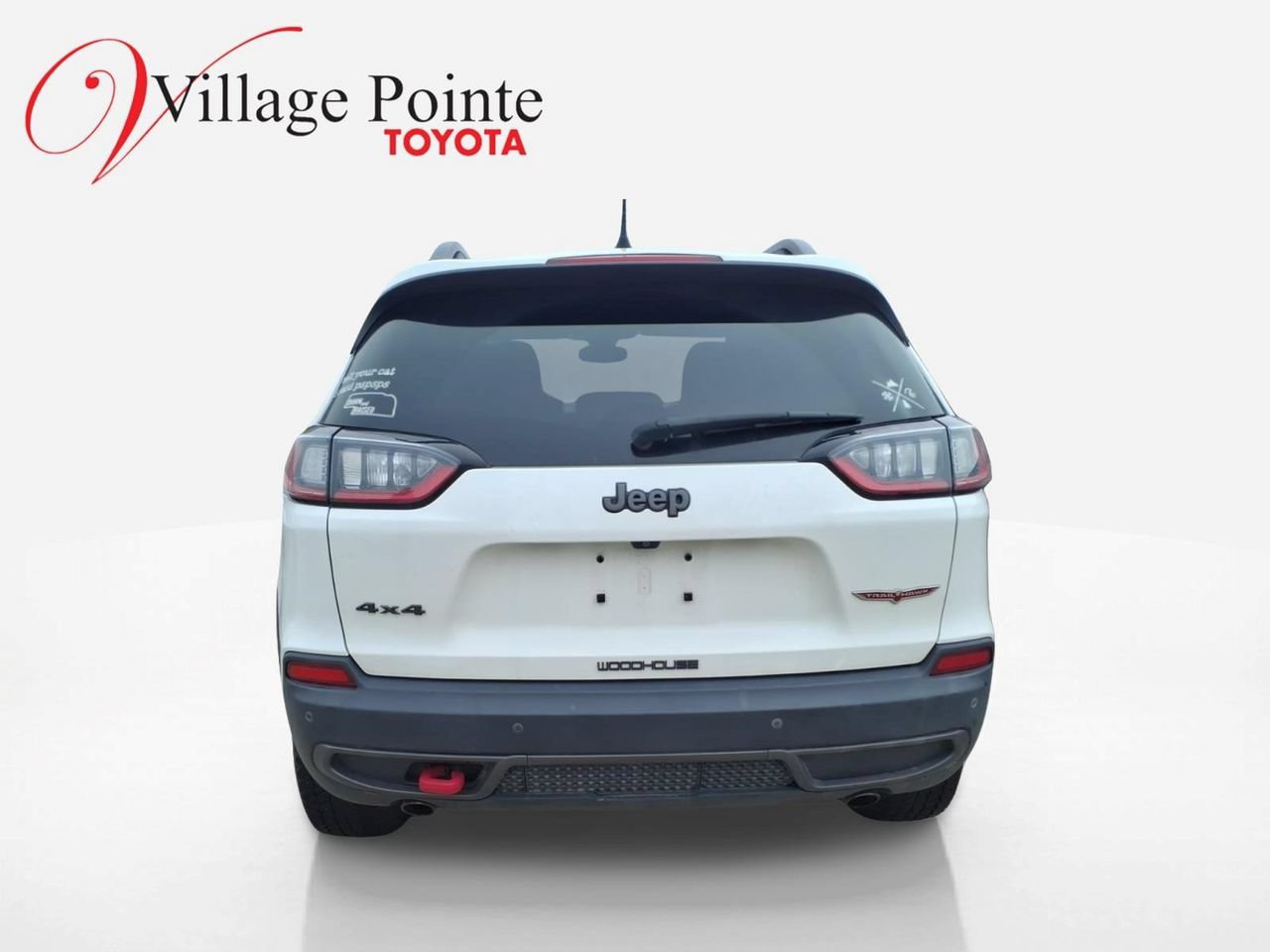 Used 2020 Jeep Cherokee Trailhawk w/ Cold Weather Group AWD/4WD image 3