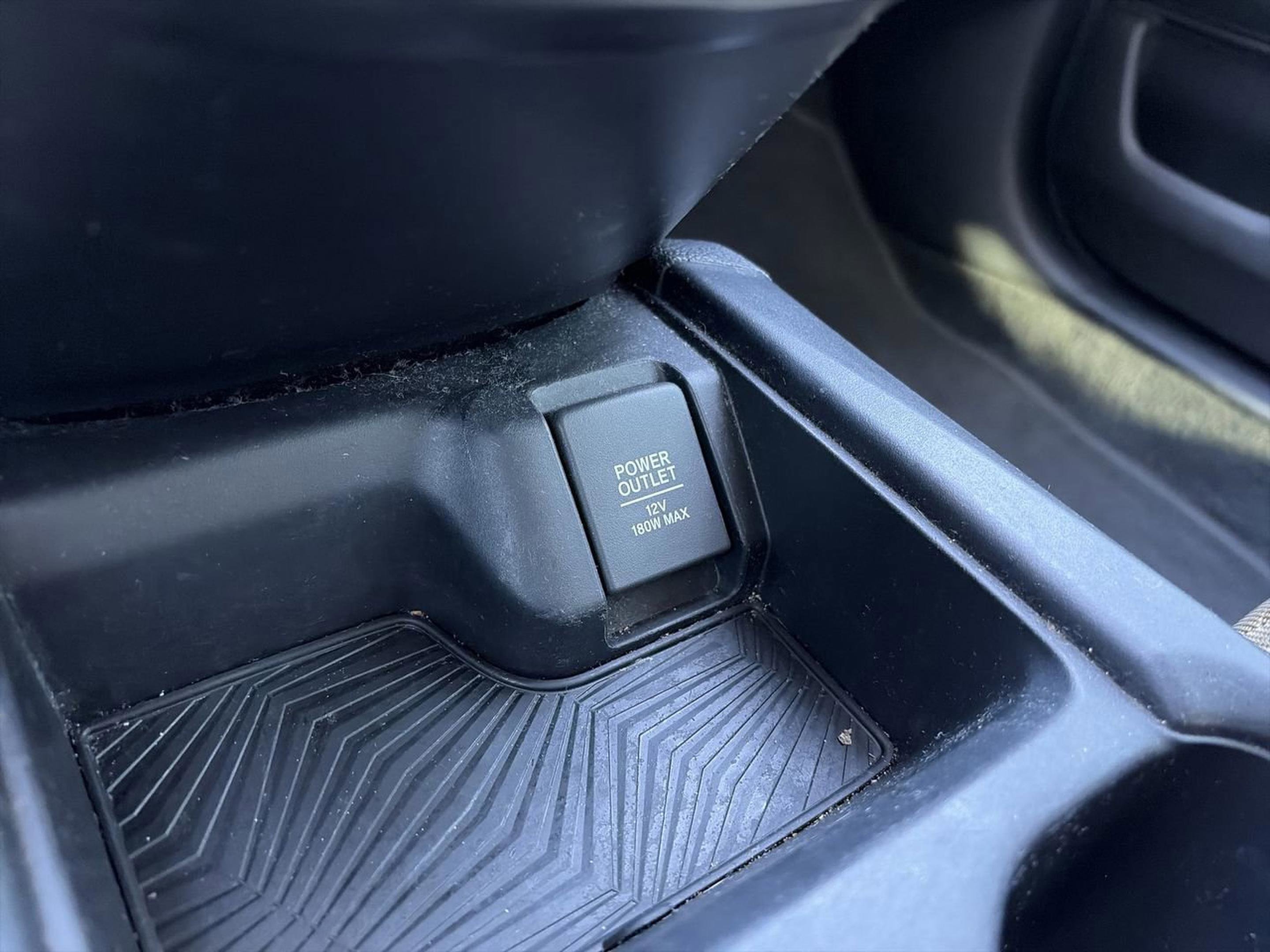 Used 2018 Honda CR-V LX image 31