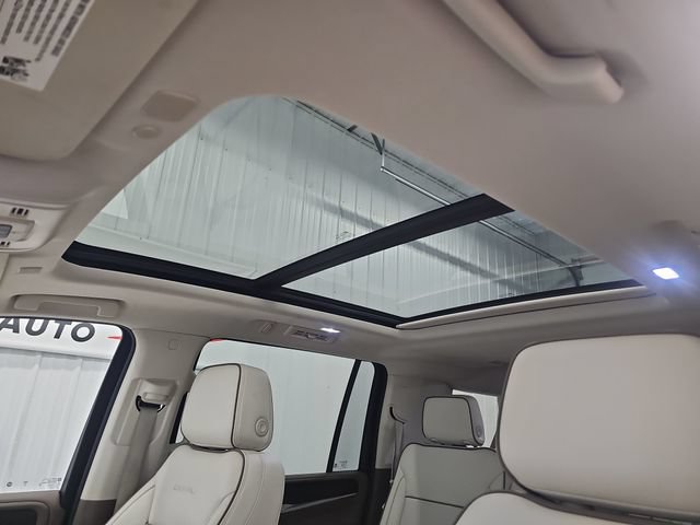 Used 2023 GMC Yukon XL Denali AWD/4WD image 20