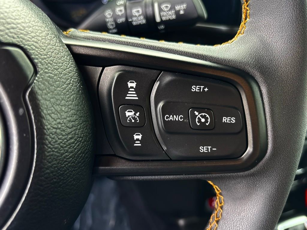 Used 2024 Jeep Wrangler Unlimited image 19