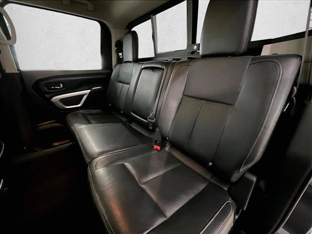 Used 2016 Nissan Titan SL RWD image 28