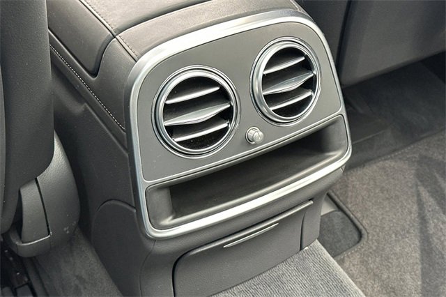 Used 2018 Mercedes-Benz S 560 Sedan image 15