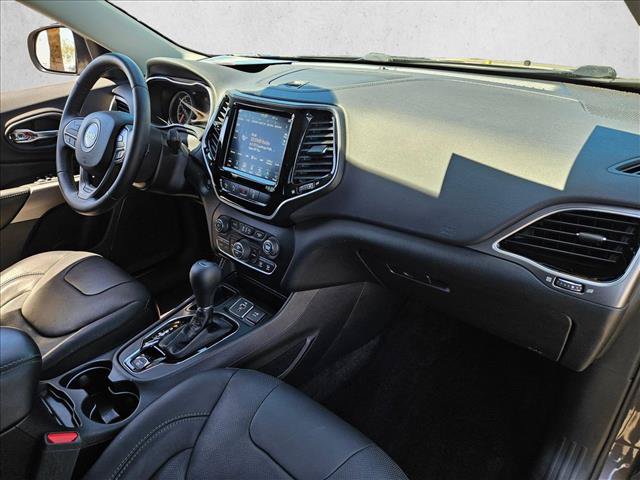 Used 2019 Jeep Cherokee Limited w/ Luxury Group FWD image 22