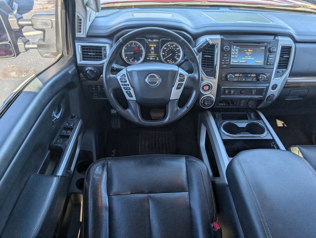 Used 2018 Nissan Titan SL w/ Chrome Package image 8