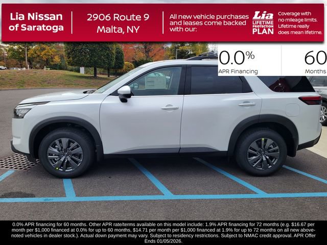 New 2025 Nissan Pathfinder SV image 8