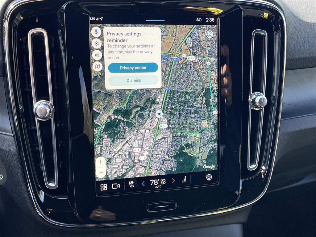 Used 2024 Volvo XC40 Recharge Plus w/ Protection Package Premier image 31