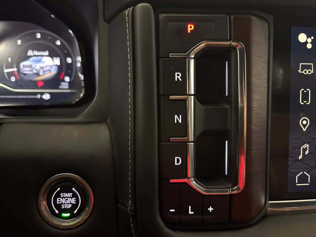 Used 2023 GMC Yukon Denali Ultimate AWD/4WD image 14