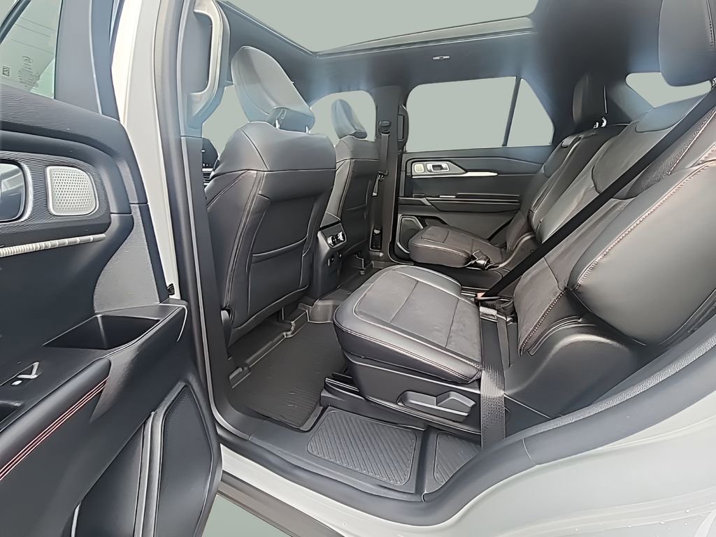 New 2026 Ford Explorer ST image 21
