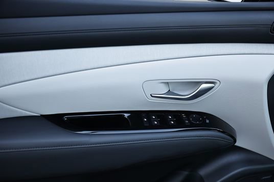 New 2026 Hyundai Tucson Limited image 7