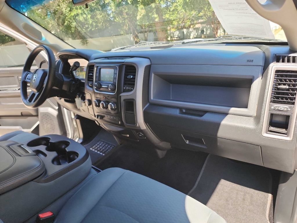 Used 2015 RAM 2500 Tradesman w/ Chrome Appearance Group AWD/4WD image 40