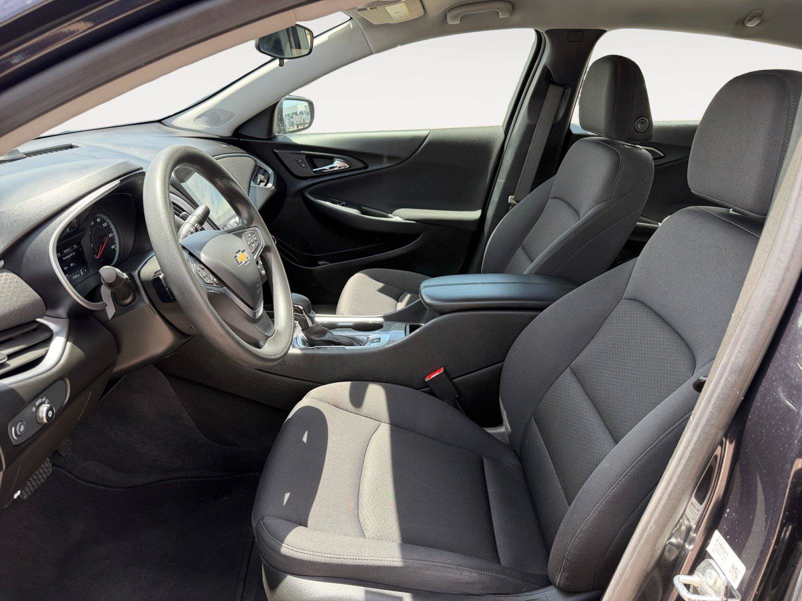 Used 2023 Chevrolet Malibu LT w/ Driver Confidence Package FWD image 11