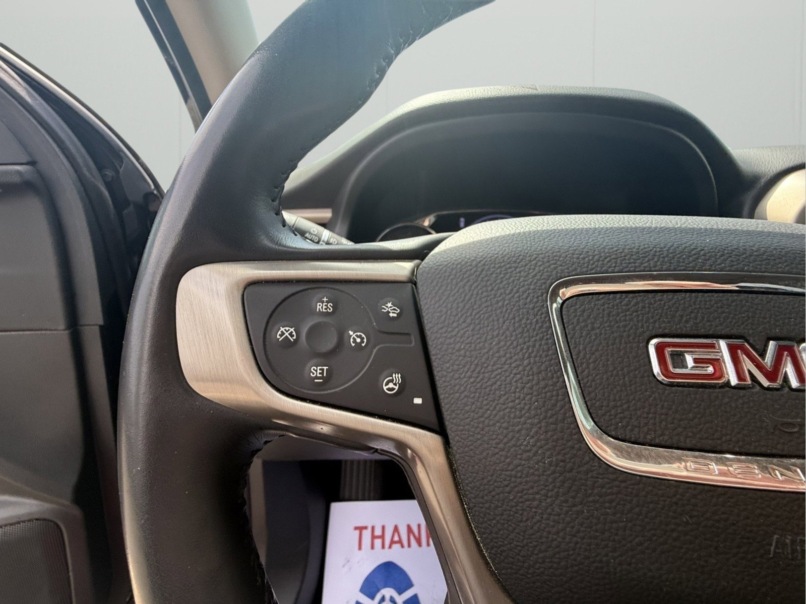 Used 2022 GMC Acadia Denali w/ Denali Technology Package image 24