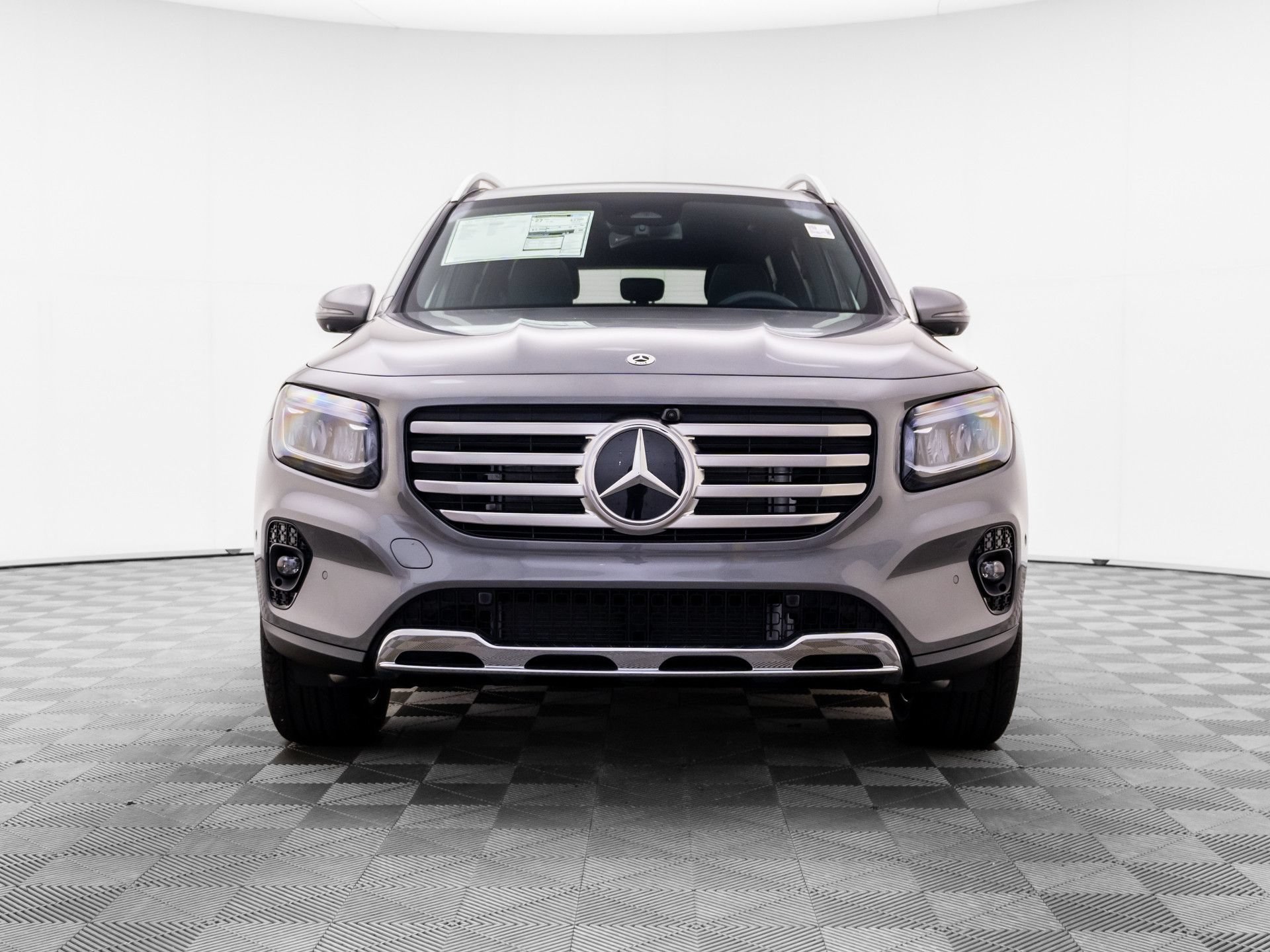 New 2026 Mercedes-Benz GLB 250 4MATIC image 9
