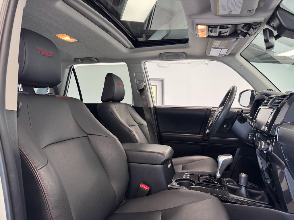 Used 2023 Toyota 4Runner TRD Off-Road Premium w/ Off Road Premium Plus Package AWD/4WD image 28