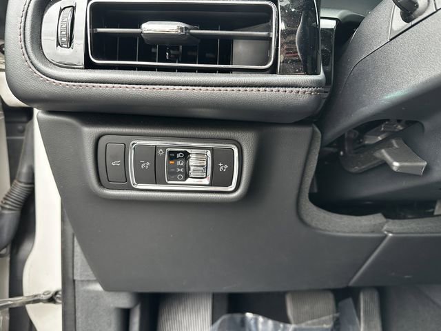 Certified 2023 Lincoln Aviator AWD w/ Premium Package image 30