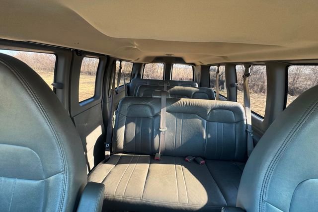 Used 2015 Chevrolet Express 2500 LS RWD image 29