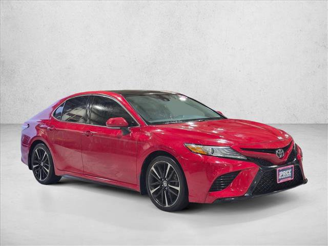 Used 2020 Toyota Camry XSE FWD image 3