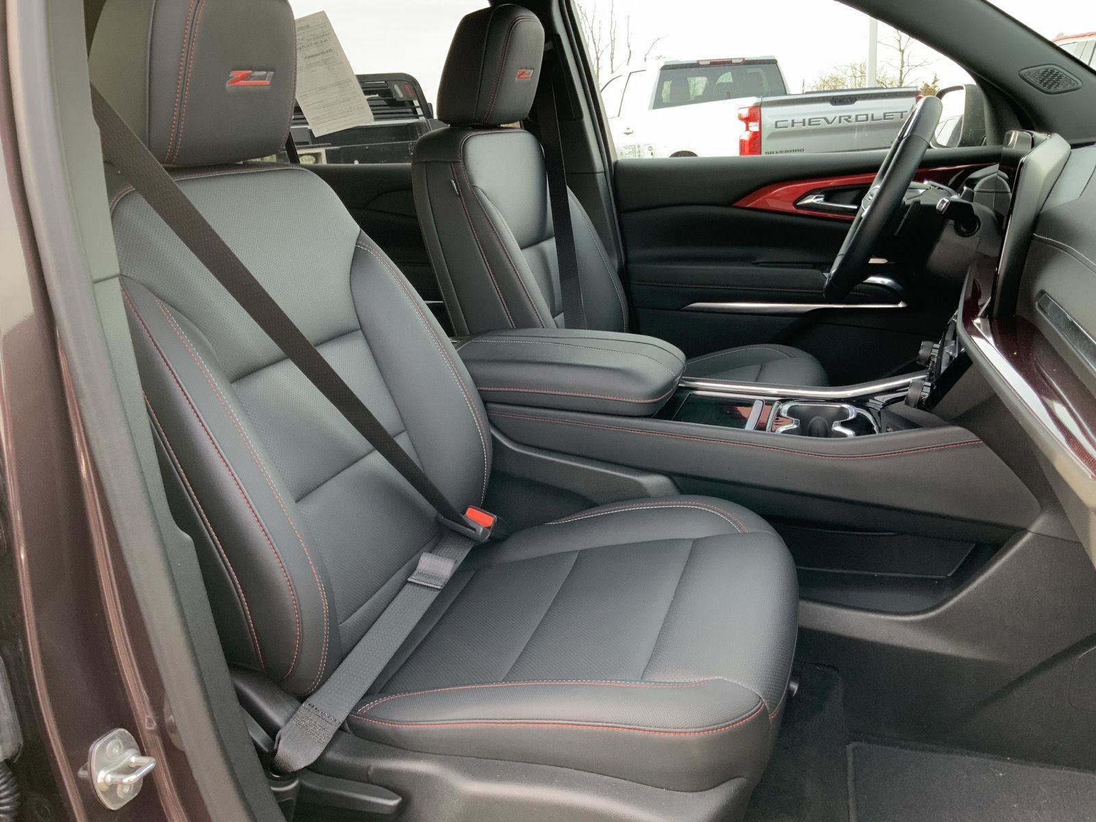 Used 2024 Chevrolet Traverse Z71 w/ Enhanced Driving Package image 65