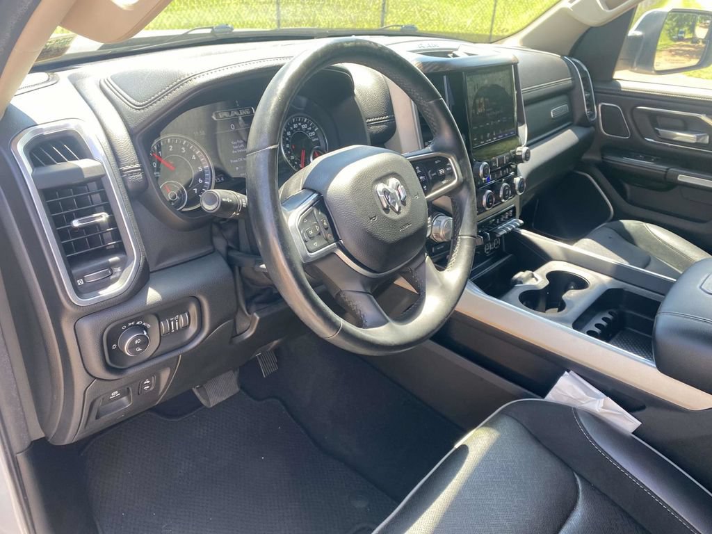 Used 2019 RAM 1500 Laramie AWD/4WD image 22