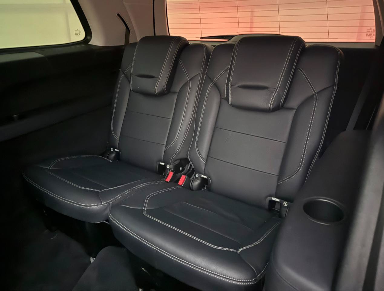 Used 2015 Mercedes-Benz GL 550 4MATIC w/ Driver Assistance Package image 24