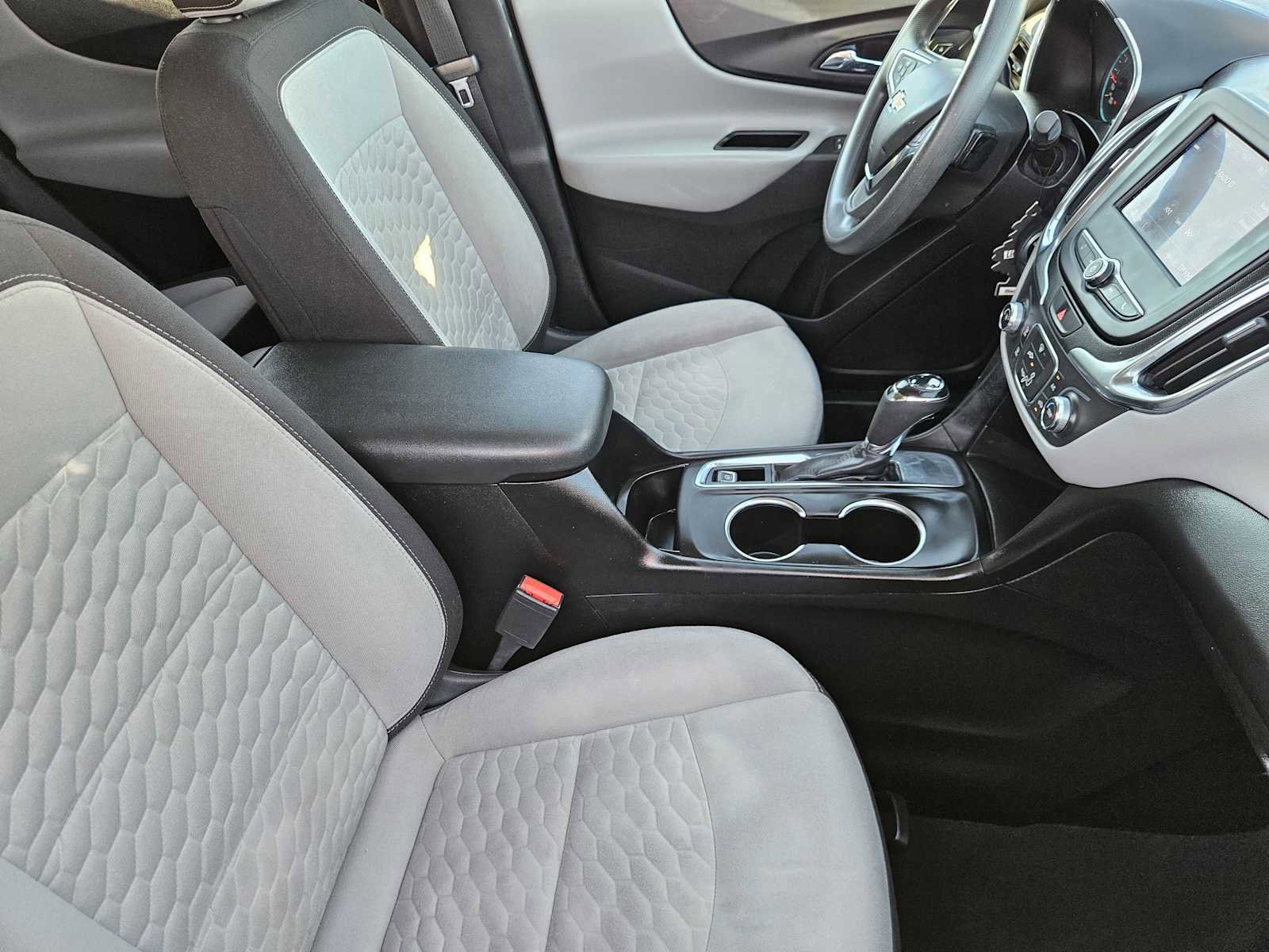 Used 2021 Chevrolet Equinox LT image 13