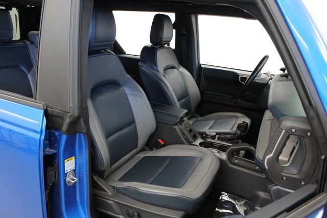 Used 2024 Ford Bronco Outer Banks AWD/4WD image 32
