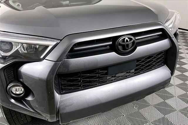 Used 2021 Toyota 4Runner SR5 image 33