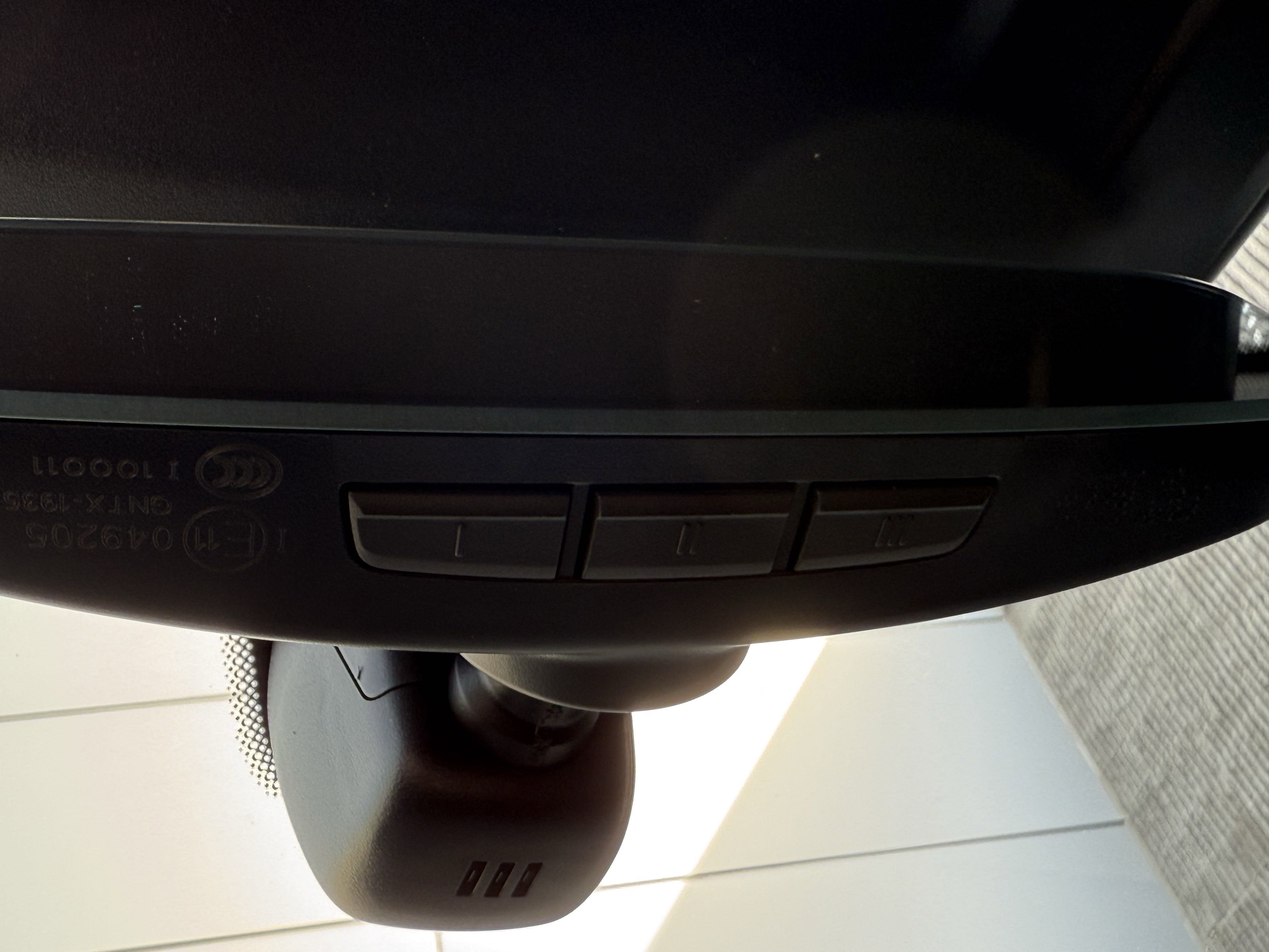 Used 2025 Porsche Taycan 4 Cross Turismo image 22