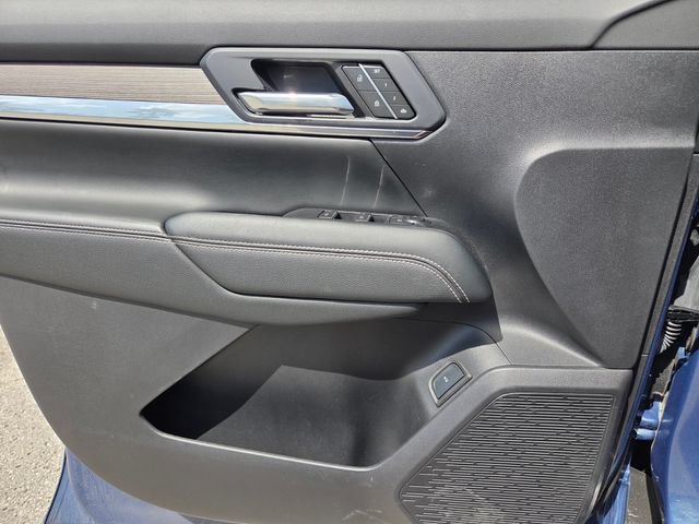 New 2026 GMC Terrain Denali w/ LPO, Floor Liner Package AWD/4WD image 21