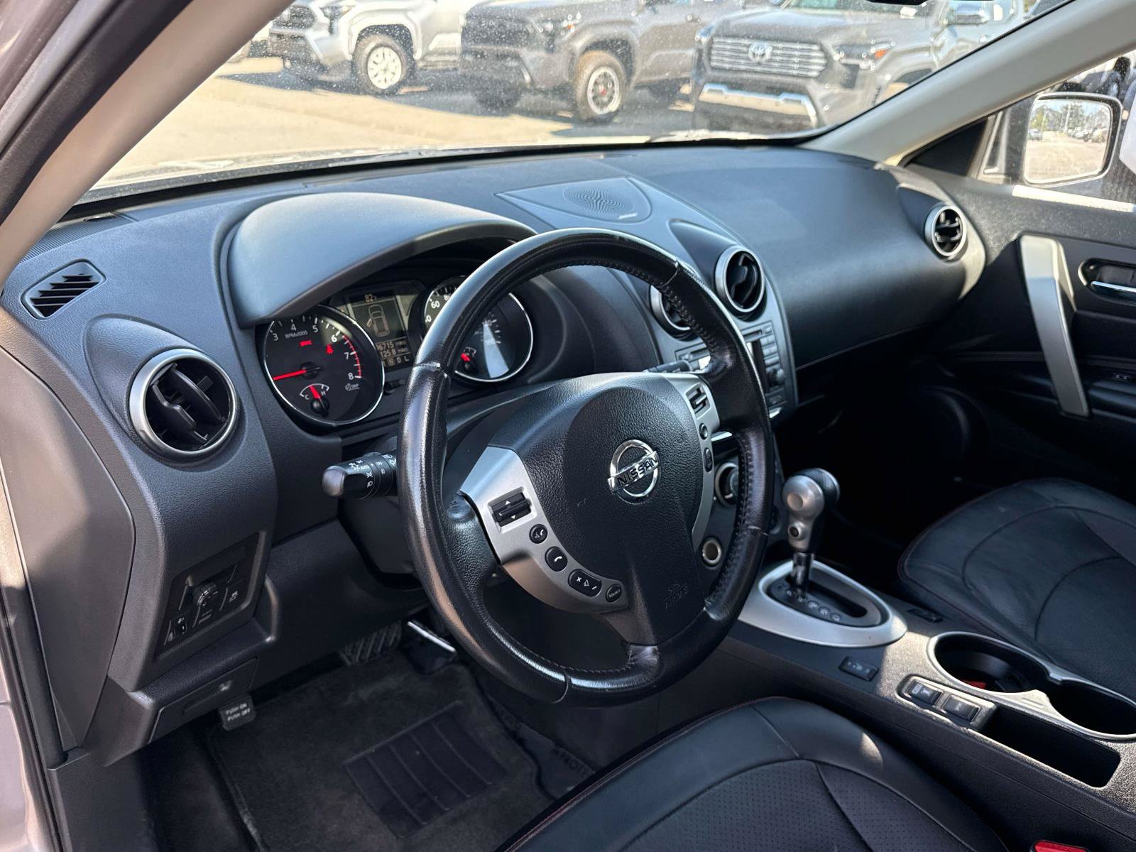 Used 2012 Nissan Rogue SL AWD/4WD image 10