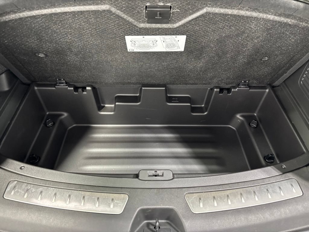 Used 2023 Buick Enclave Essence AWD/4WD image 48