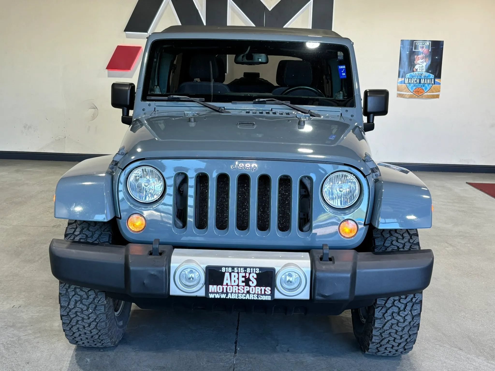 Used 2014 Jeep Wrangler Unlimited Sahara AWD/4WD image 2