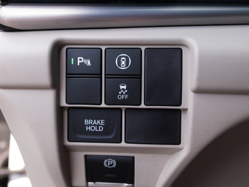 Certified 2026 Acura RDX w/ Technology Package AWD/4WD image 31