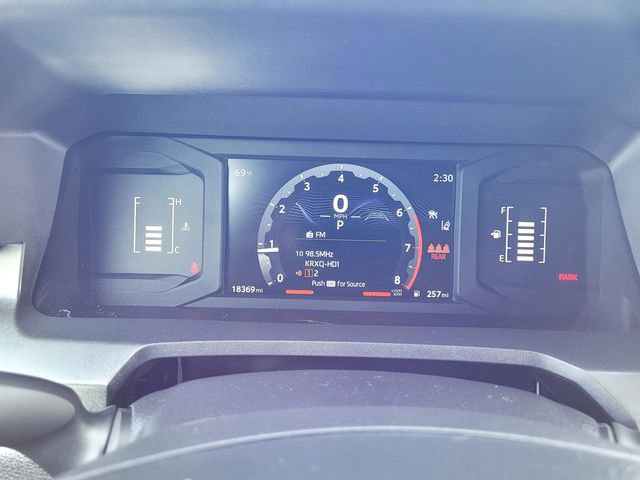 Used 2024 Toyota Tacoma SR5 w/ SR5 Upgrade Package AWD/4WD image 21