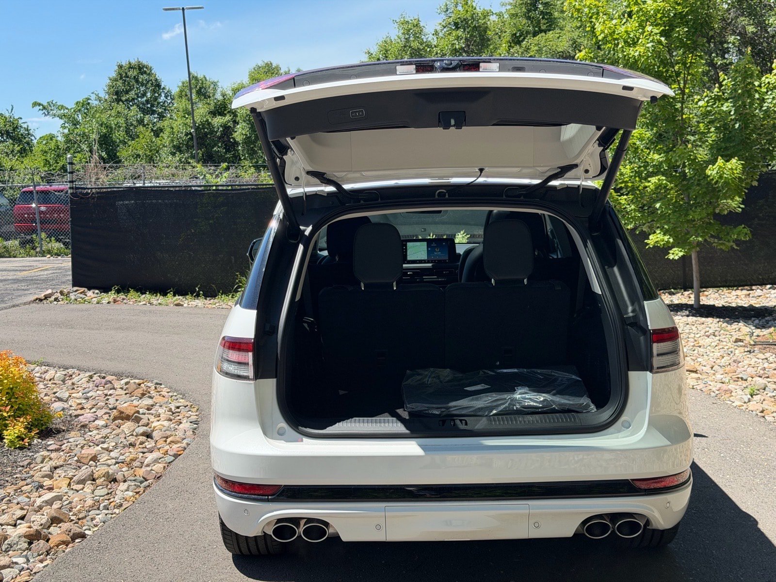 New 2026 Lincoln Aviator Reserve AWD/4WD image 16