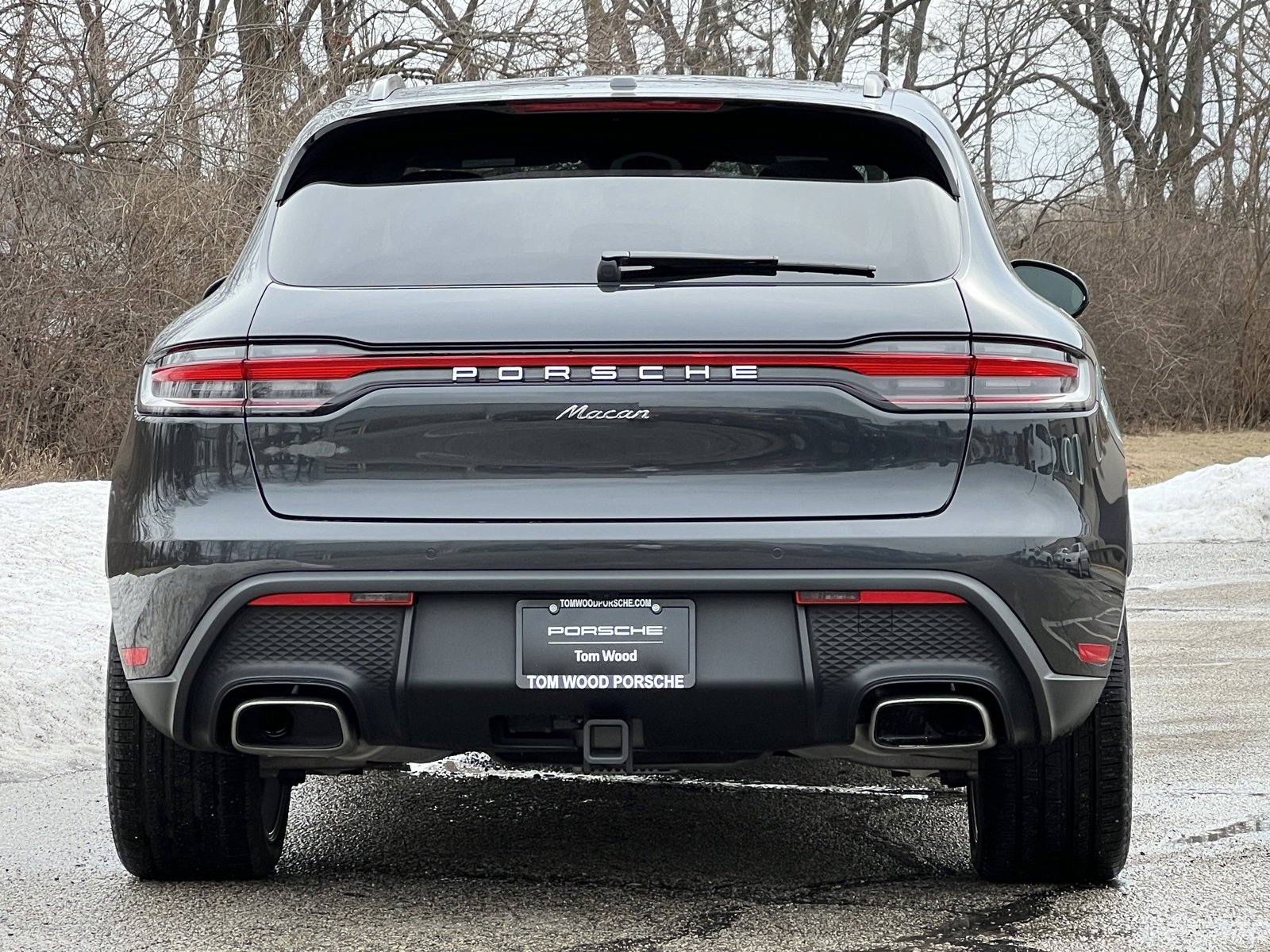 Certified 2025 Porsche Macan image 8