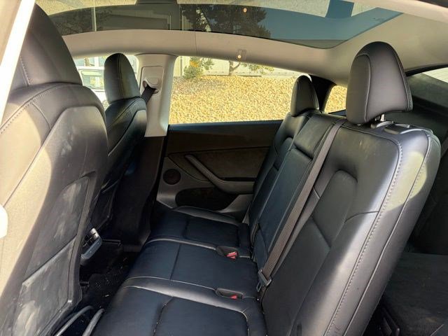 Used 2024 Tesla Model Y Long Range image 16