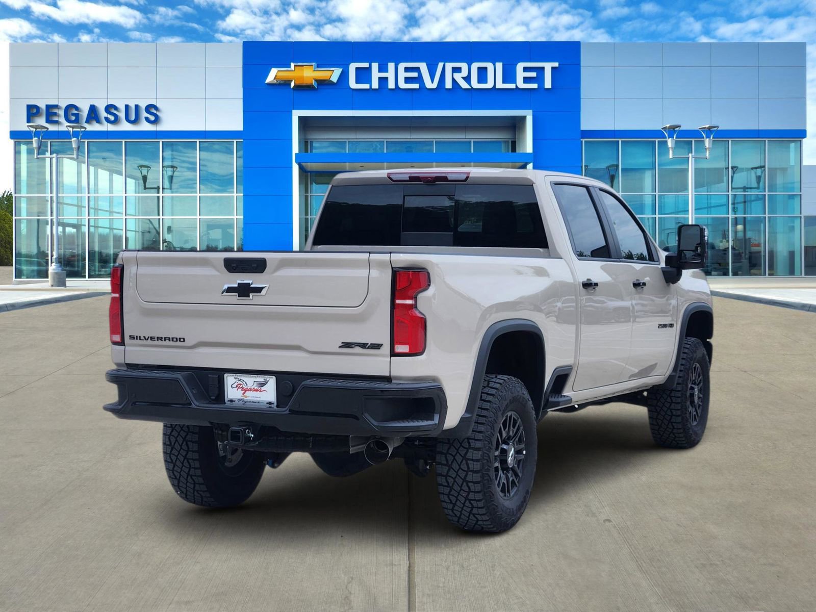 New 2026 Chevrolet Silverado 2500 ZR2 w/ LPO, Dark Essentials Package AWD/4WD image 5