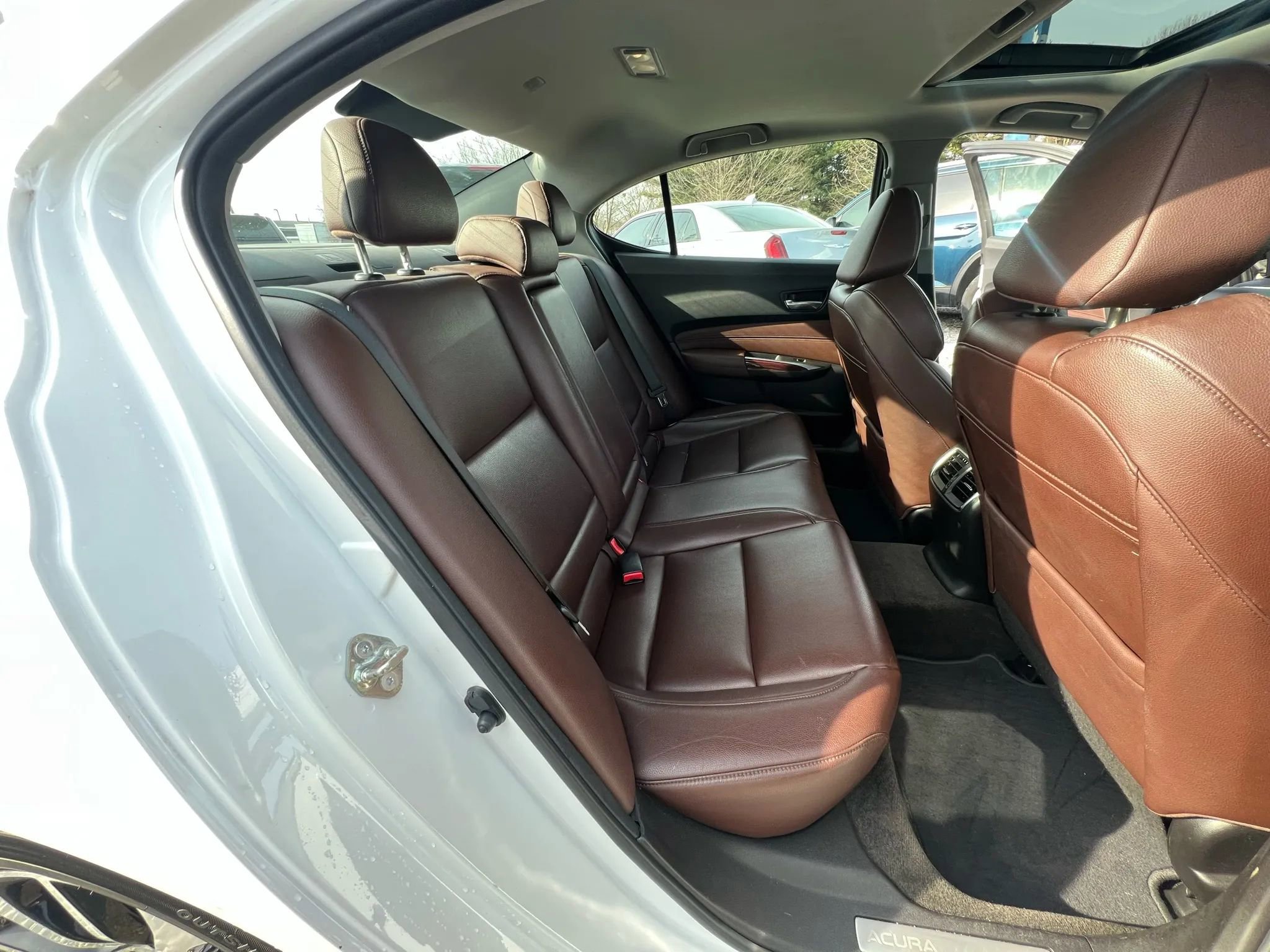 Used 2016 Acura TLX image 14