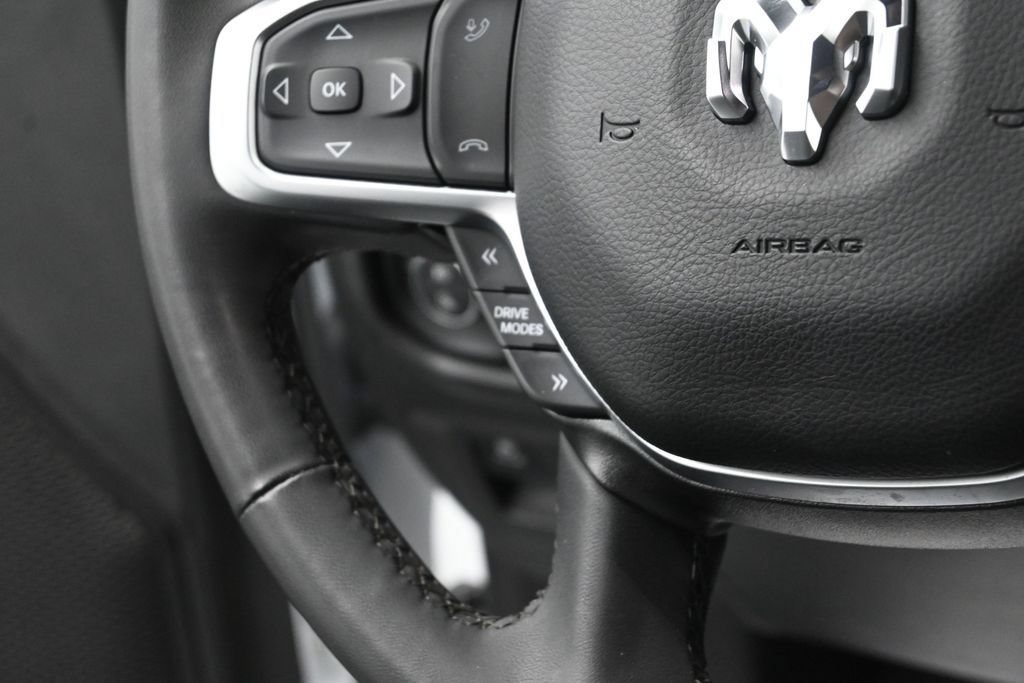 Used 2025 RAM 1500 Big Horn AWD/4WD image 34