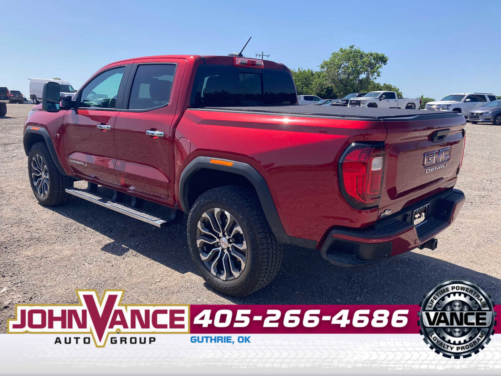 Used 2024 GMC Canyon Denali AWD/4WD image 5