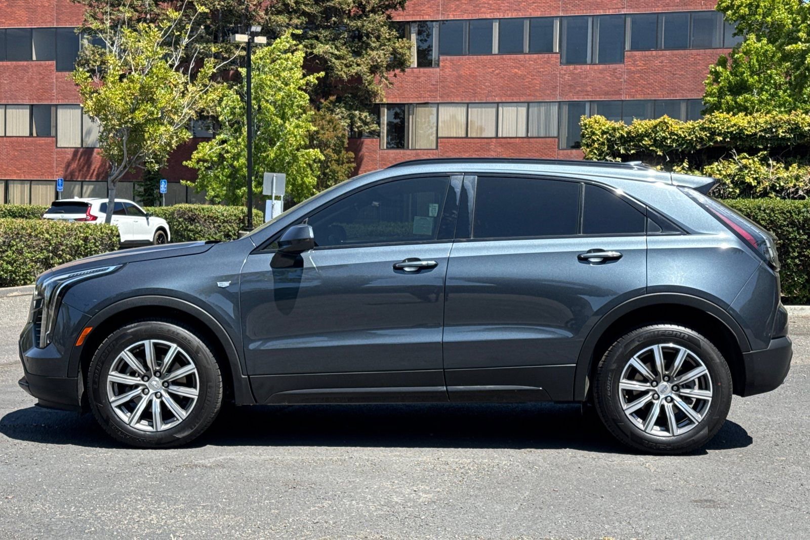 Used 2019 Cadillac XT4 Sport w/ Driver Awareness Package image 6